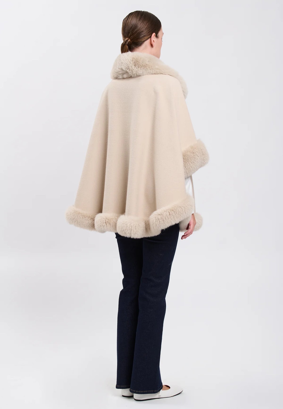 Influencer Giubbino Ivory Bordi in Pelliccia