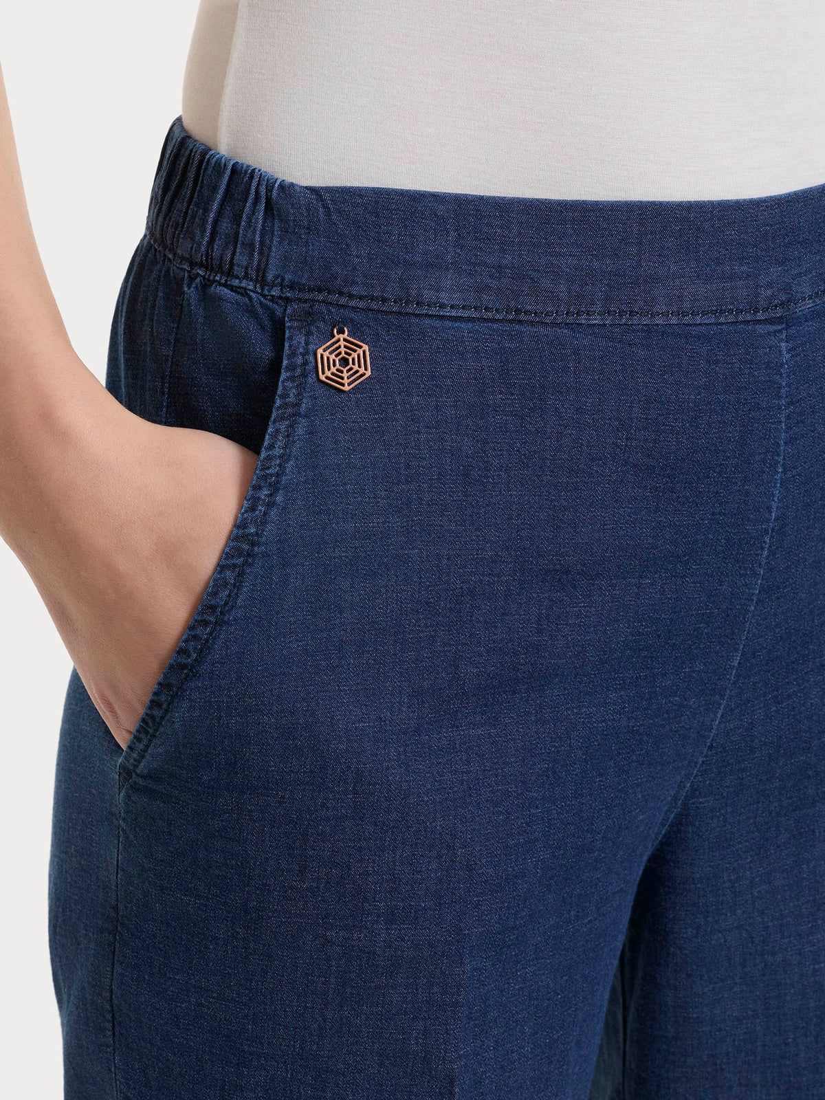 Pantaloni con vita elastica donna