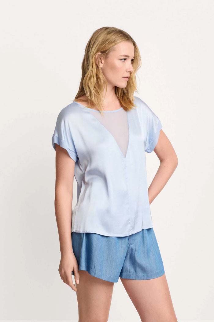 Blusa Girocollo con Inserto Trasparente Clinton