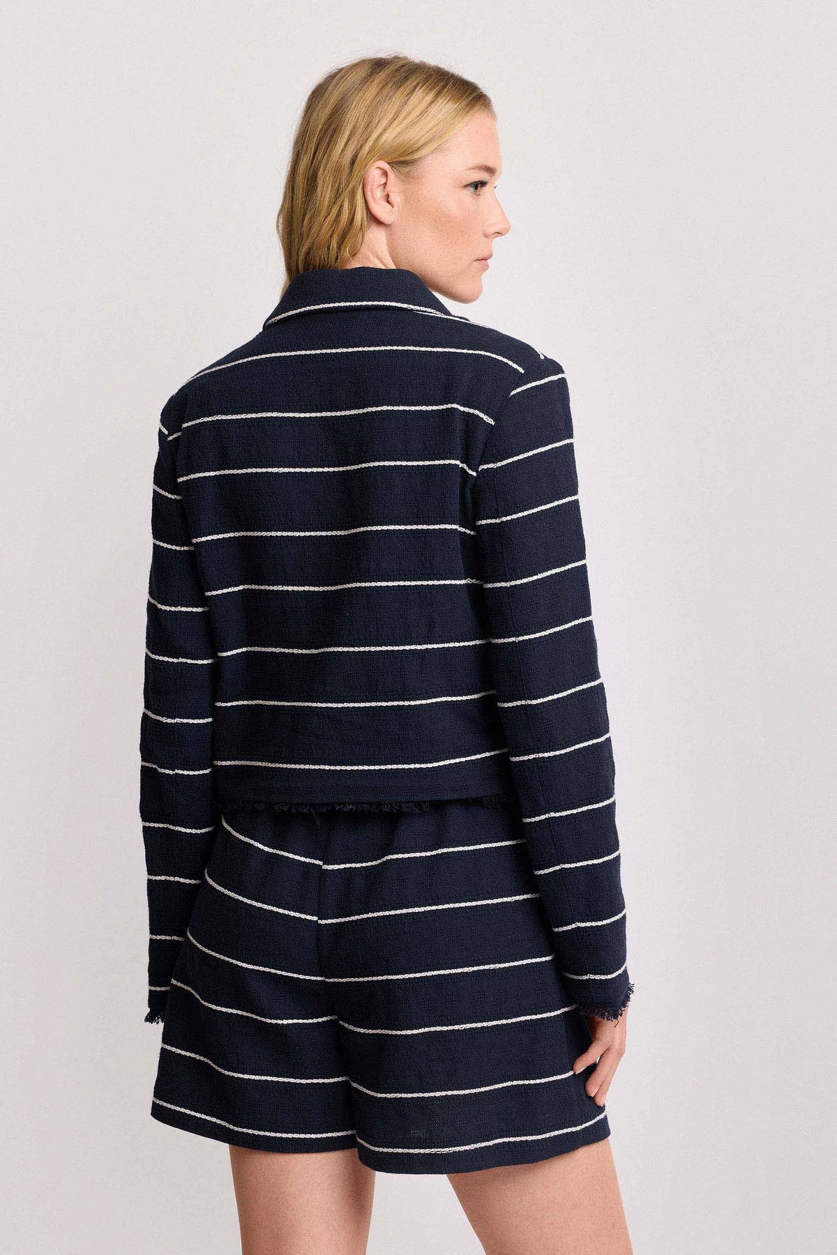 Giacca a Righe Orizzontali con Colletto Classico donna